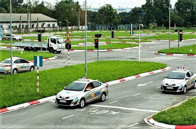 Từ 1/1/2021: Áp dụng hàng loạt quy định mới về thi Giấy phép lái xe Từ 1/1/2021: Áp dụng hàng loạt quy định mới về thi Giấy phép lái xe