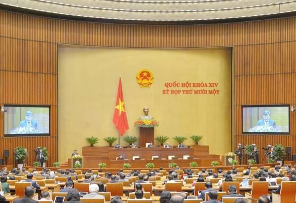 Quang cảnh phiên họp