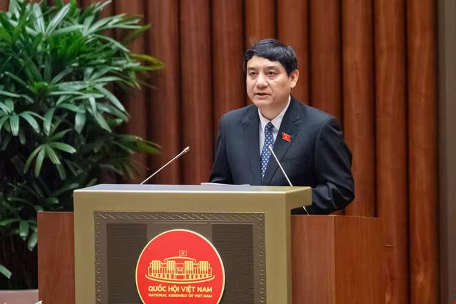 Ông Nguyễn Đắc Vinh - Ủy viên Ủy ban Thường vụ Quốc hội trình bày Báo cáo giải trình, tiếp thu, chỉnh lý dự thảo Luật Nhà giáo Ông Nguyễn Đắc Vinh - Ủy viên Ủy ban Thường vụ Quốc hội trình bày Báo cáo giải trình, tiếp thu, chỉnh lý dự thảo Luật Nhà giáo