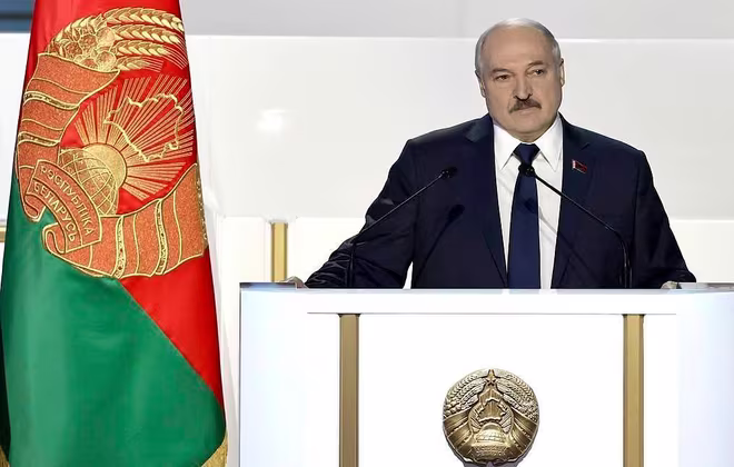 Theo ông Lukashenko, sự hợp tác của Nga với Belarus là điều kiện tiên quyết cho một tương lai hòa bình và ổn định của khu vực. Theo ông Lukashenko, sự hợp tác của Nga với Belarus là điều kiện tiên quyết cho một tương lai hòa bình và ổn định của khu vực.