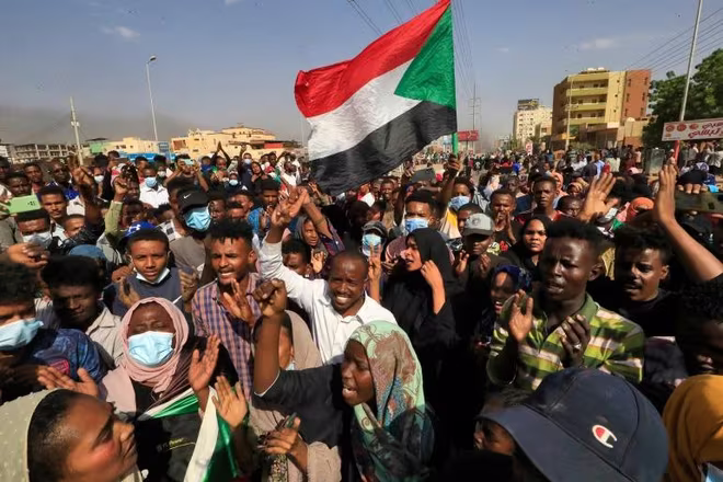 Người dân Sudan nhanh chóng xuống đường phản đối cuộc đảo chính quân sự Người dân Sudan nhanh chóng xuống đường phản đối cuộc đảo chính quân sự