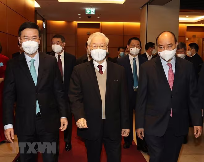 Tổng Bí thư Nguyễn Phú Trọng, Chủ tịch nước Nguyễn Xuân Phúc, Thường trực Ban Bí thư Võ Văn Thưởng cùng các vị lãnh đạo, Đảng, Nhà nước và các đại biểu dự hội nghị Tổng Bí thư Nguyễn Phú Trọng, Chủ tịch nước Nguyễn Xuân Phúc, Thường trực Ban Bí thư Võ Văn Thưởng cùng các vị lãnh đạo, Đảng, Nhà nước và các đại biểu dự hội nghị