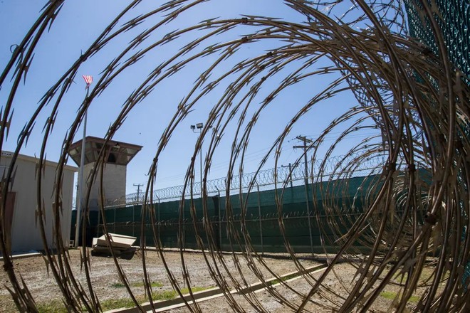 Guantanamo là một cơ sở giam giữ có chế độ an ninh nghiêm ngặt của quân đội Mỹ trong cuộc chiến chống khủng bố sau năm 2001