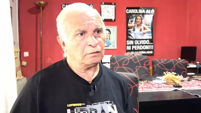 Ông Edgardo Aló đã nhiều năm theo đuổi cuộc vận động đưa tội giết phụ nữ vào bộ luật hình sự của Argentina Ông Edgardo Aló đã nhiều năm theo đuổi cuộc vận động đưa tội giết phụ nữ vào bộ luật hình sự của Argentina