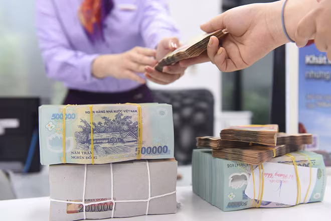 Mặt bằng lãi suất huy động đã giảm mạnh so với đầu năm Mặt bằng lãi suất huy động đã giảm mạnh so với đầu năm