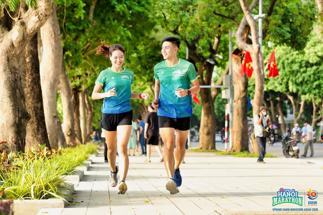 VPBank Hanoi Marathon ASEAN sẽ không lỡ hẹn với mùa thu Hà Nội VPBank Hanoi Marathon ASEAN sẽ không lỡ hẹn với mùa thu Hà Nội