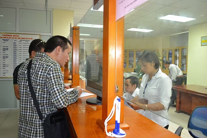 Người nộp thuế có thay đổi thông tin đăng ký thuế (số CMND, CCCD) thì phải thông báo cho cơ quan thuế Người nộp thuế có thay đổi thông tin đăng ký thuế (số CMND, CCCD) thì phải thông báo cho cơ quan thuế