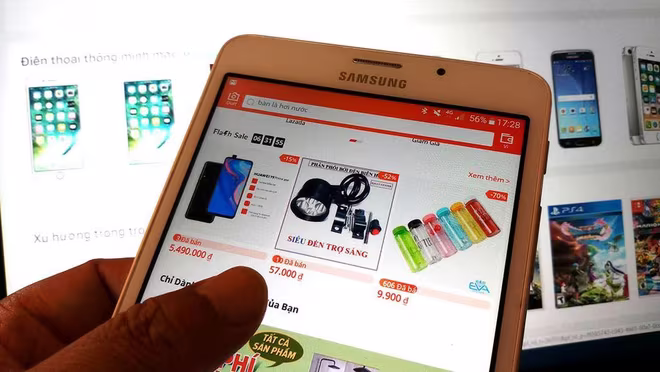 Thủ tướng yêu cầu đẩy mạnh kết nối dữ liệu để phục vụ quản lý thuế thương mại điện tử