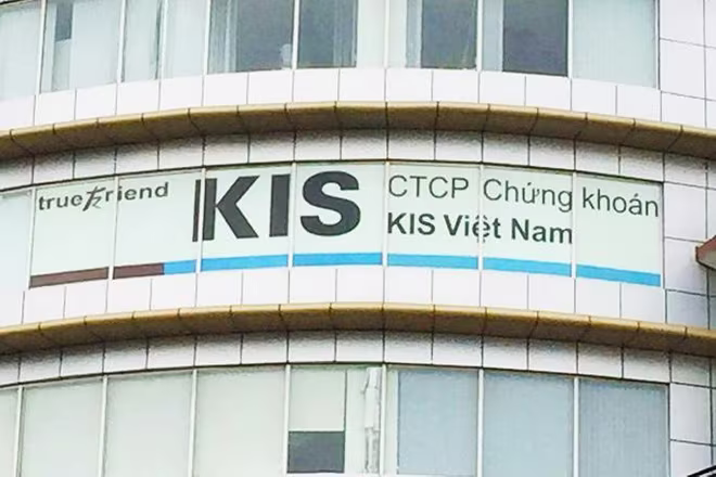 Chứng khoán KIS Việt Nam cho biết bị các đối tượng giả mạo để lừa đảo nhà đầu tư Chứng khoán KIS Việt Nam cho biết bị các đối tượng giả mạo để lừa đảo nhà đầu tư