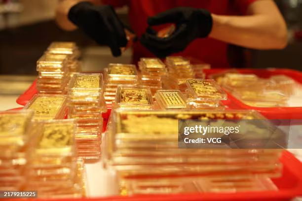 Nhu cầu đầu tư vàng tăng vọt do tâm lý FOMO Nhu cầu đầu tư vàng tăng vọt do tâm lý FOMO