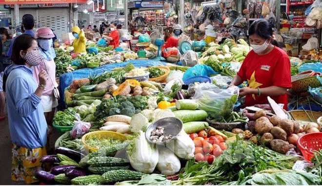 Giá thực phẩm tăng do bão lũ là nguyên nhân chính khiến CPI tháng 10 tăng Giá thực phẩm tăng do bão lũ là nguyên nhân chính khiến CPI tháng 10 tăng