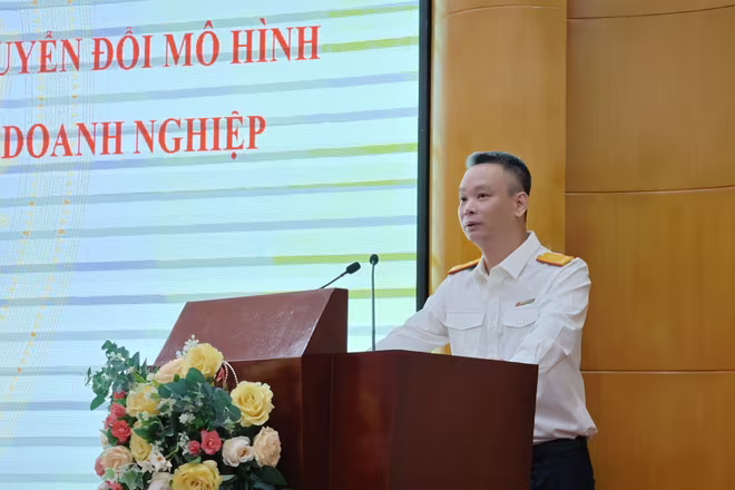 Ông Vũ Mạnh Cường, Trưởng Thuế Thành phố Hà Nội phát biểu tại Hội nghị Ông Vũ Mạnh Cường, Trưởng Thuế Thành phố Hà Nội phát biểu tại Hội nghị