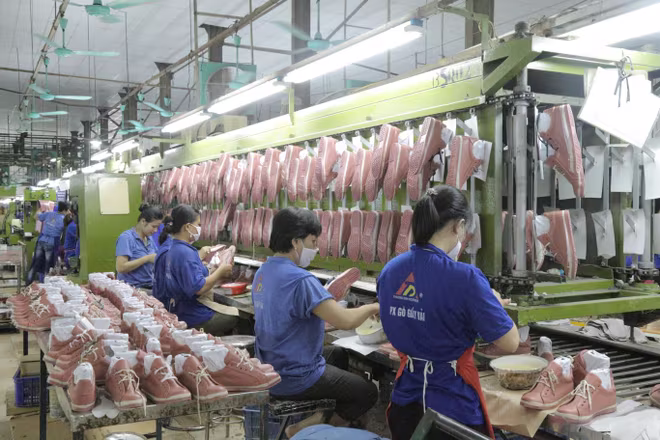 UBND TP Hà Nội dự kiến thoái toàn bộ vốn tại Giầy Thượng Đình