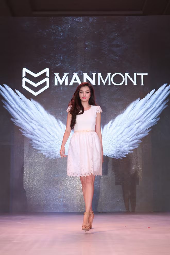 Xem siêu mẫu Việt trình diễn thời trang trong…lòng đất ảnh 3 Xem siêu mẫu Việt trình diễn thời trang trong…lòng đất ảnh 3