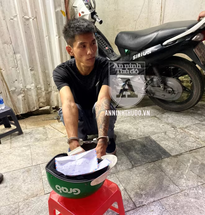 Đối tượng đã có 1 tiền án và có biểu hiện vừa sử dụng ma túy xong Đối tượng đã có 1 tiền án và có biểu hiện vừa sử dụng ma túy xong