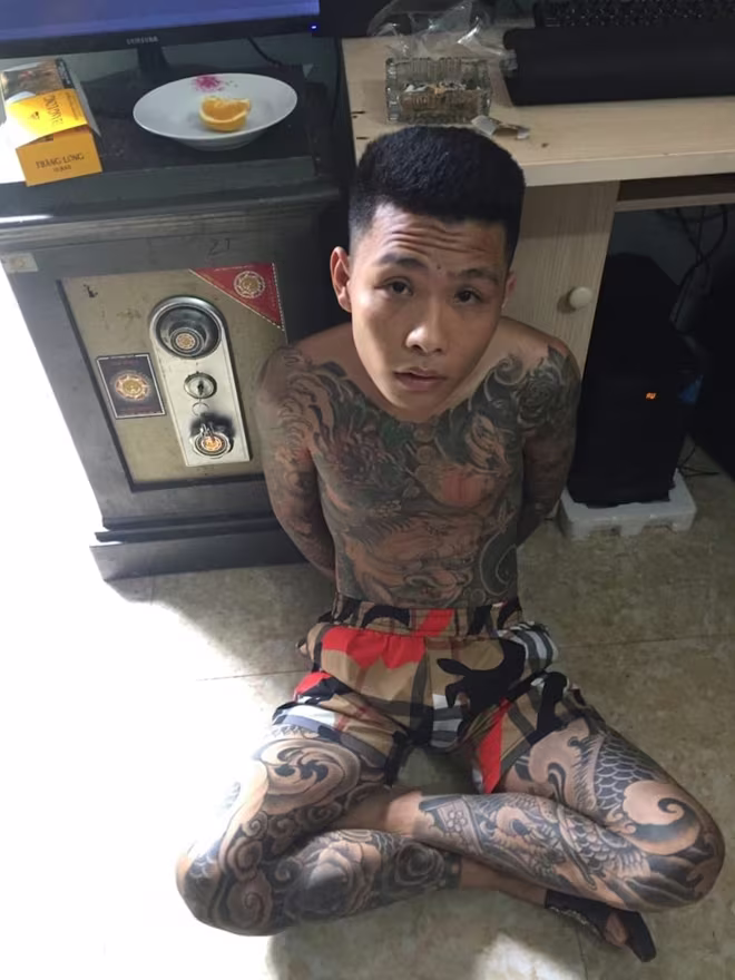 Một &quot;dân chơi&quot; bị lôi kéo tham gia đường dây vận chuyển ma túy