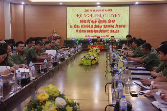 Điểm cầu trực tuyến tại Công an TP. Hà Nội Điểm cầu trực tuyến tại Công an TP. Hà Nội