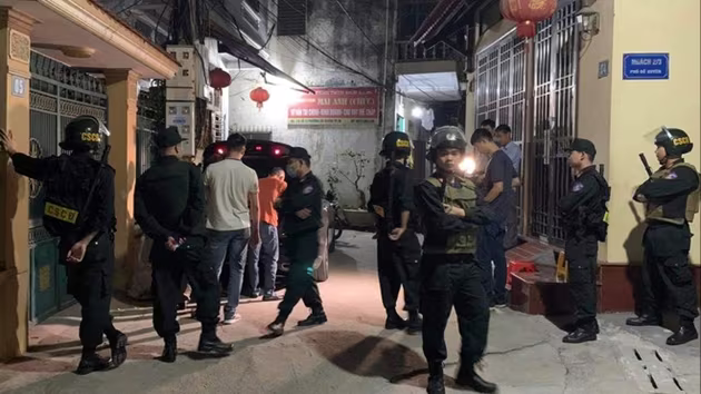 Công an tỉnh Thái Bình thực hiện biện pháp tố tụng đối với Lê Mai Anh, tức Chúc "Nhị" Công an tỉnh Thái Bình thực hiện biện pháp tố tụng đối với Lê Mai Anh, tức Chúc "Nhị"