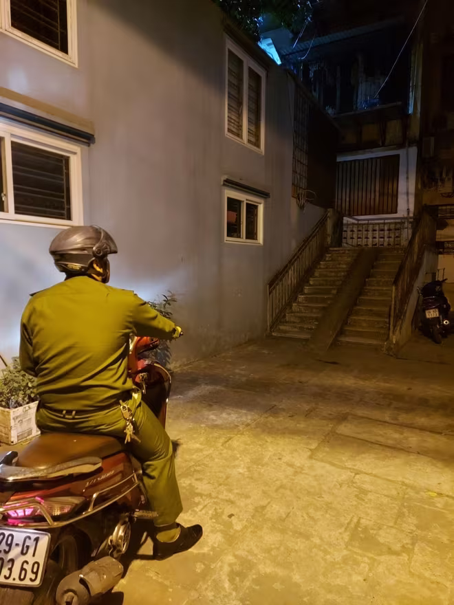 Ngõ xóm, khu dân cư vắng vẻ đều có lực lượng tuần tra Ngõ xóm, khu dân cư vắng vẻ đều có lực lượng tuần tra