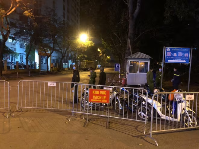 Chốt cách ly phòng chống Covid-19 tại phường Hoàng Liệt, quận Hoàng Mai Chốt cách ly phòng chống Covid-19 tại phường Hoàng Liệt, quận Hoàng Mai