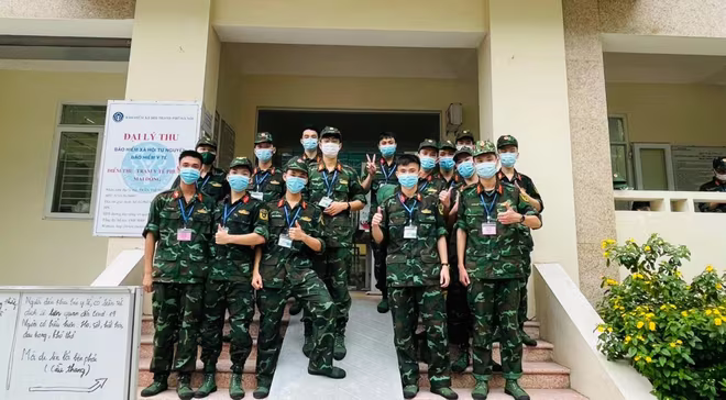 Các học viên sẽ hỗ trợ tối đa quận Hoàng Mai trong chiến dịch xét nghiệm diện rộng, tiêm chủng vắc xin phòng chống Covid Các học viên sẽ hỗ trợ tối đa quận Hoàng Mai trong chiến dịch xét nghiệm diện rộng, tiêm chủng vắc xin phòng chống Covid