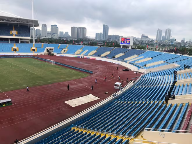 Công tác đảm bảo ANTT khu vực sân vận động Mỹ Đình được triển khai từ 12h trưa nay 22-5 Công tác đảm bảo ANTT khu vực sân vận động Mỹ Đình được triển khai từ 12h trưa nay 22-5