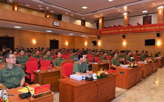 Toàn cảnh hội nghị Toàn cảnh hội nghị