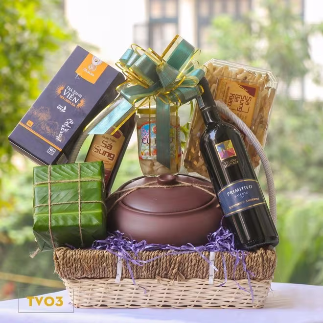 Giỏ quà Tết đặc sản độc lạ chỉ có tại Quà Tết Việt