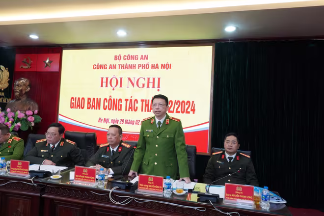 Thiếu tướng Nguyễn Hồng Ky, Phó Giám đốc CATP Hà Nội phát biểu chỉ đạo tại hội nghị