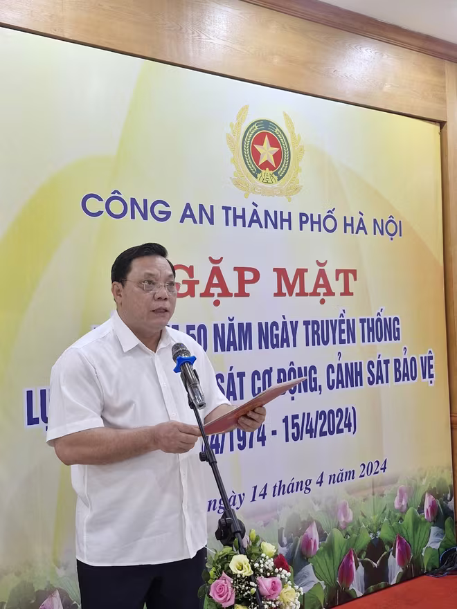 Đồng chí Giám đốc CATP phát biểu tại chương trình