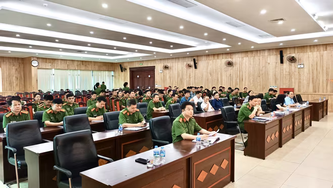 Toàn cảnh hội nghị