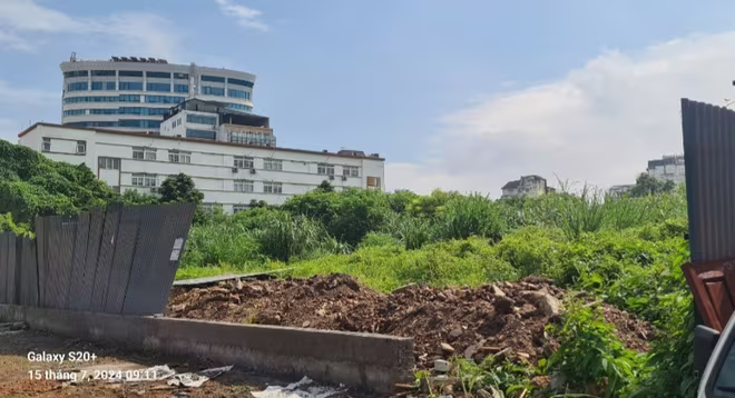 Dư luận mong muốn khu đất 94 Lò Đúc sớm hết cảnh hoang hóa