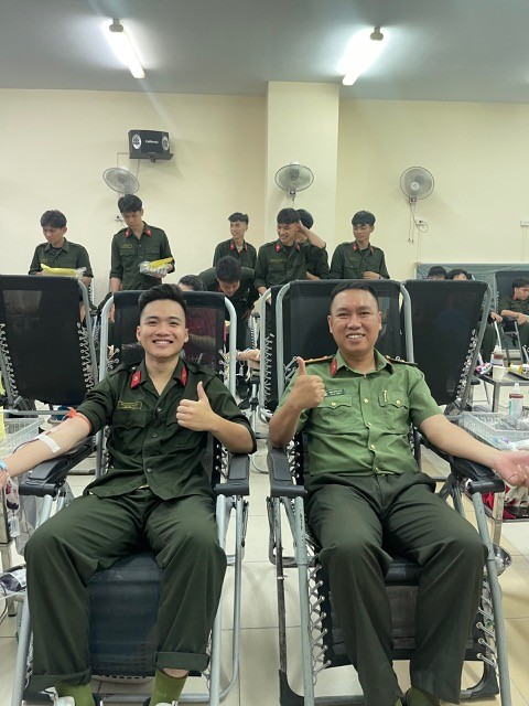 Nụ cười hạnh phúc Ban tổ chức cảm ơn, tri ân những tấm lòng Với các chiến sỹ nghĩa vụ, tham gia chương trình sẽ là kỷ niệm đẹp