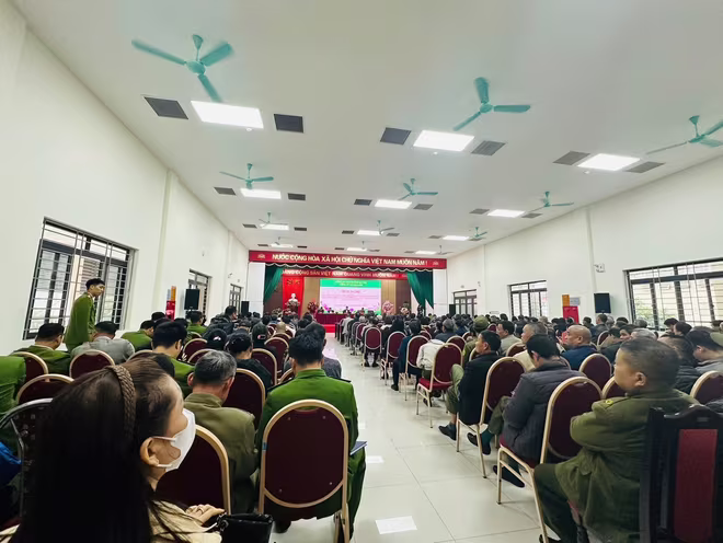 Hơn 300 đại biểu dự hội nghị