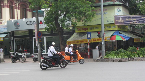 Phạt nghiêm học sinh vi phạm Luật Giao thông ảnh 2 Phạt nghiêm học sinh vi phạm Luật Giao thông ảnh 2