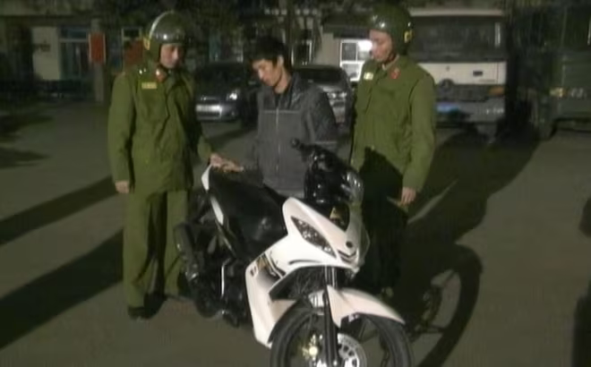 Lực lượng CS113 bắt giữ đối tượng cùng tang vật