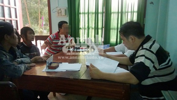 Giải cứu 2 thiếu nữ bị lừa bán sang Trung Quốc ảnh 1 Giải cứu 2 thiếu nữ bị lừa bán sang Trung Quốc ảnh 1