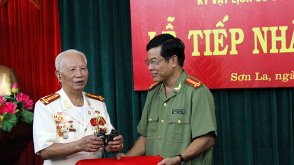 Những kỷ vật... “biết nói” ảnh 5 Những kỷ vật... “biết nói” ảnh 5