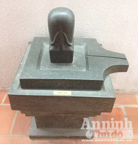 "Giáp mặt" các vị thần huyền bí ở Tháp Bà Poh Naga ảnh 14 "Giáp mặt" các vị thần huyền bí ở Tháp Bà Poh Naga ảnh 14