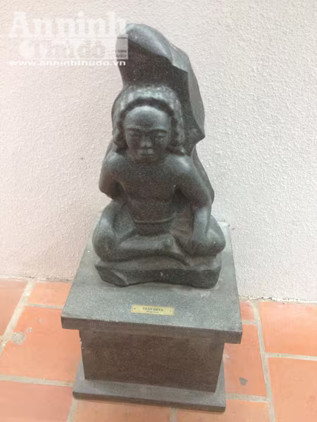 "Giáp mặt" các vị thần huyền bí ở Tháp Bà Poh Naga ảnh 16 "Giáp mặt" các vị thần huyền bí ở Tháp Bà Poh Naga ảnh 16