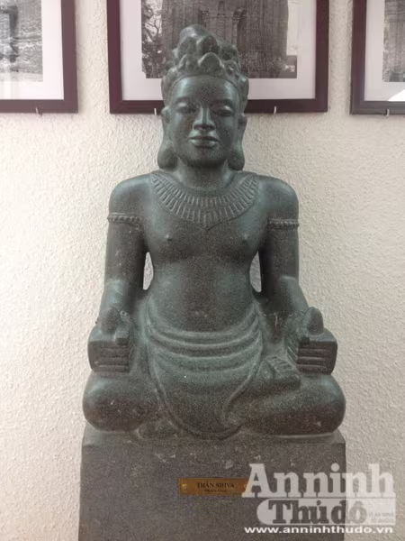 "Giáp mặt" các vị thần huyền bí ở Tháp Bà Poh Naga ảnh 15 "Giáp mặt" các vị thần huyền bí ở Tháp Bà Poh Naga ảnh 15