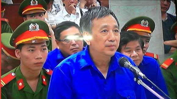 Xét xử đại án "bầu" Kiên: Rút phần truy tố đối với ông Trần Xuân Giá ảnh 5 Xét xử đại án "bầu" Kiên: Rút phần truy tố đối với ông Trần Xuân Giá ảnh 5
