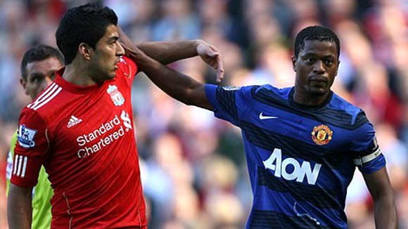 Evra tố cáo Suarez phân biệt chủng tộc ảnh 1 Evra tố cáo Suarez phân biệt chủng tộc ảnh 1