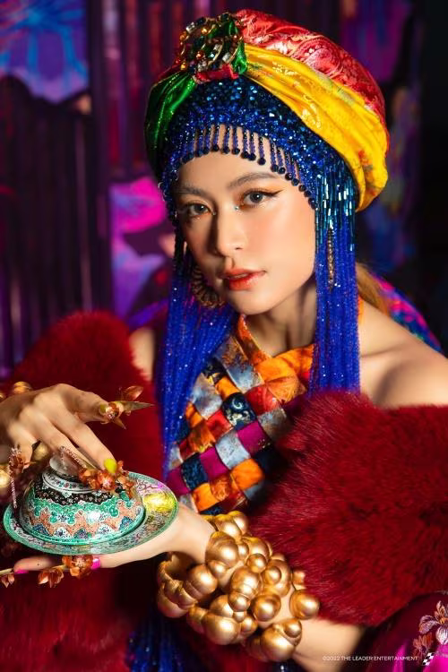 Hình ảnh cá tính rất riêng của Hoàng Thuỳ Linh