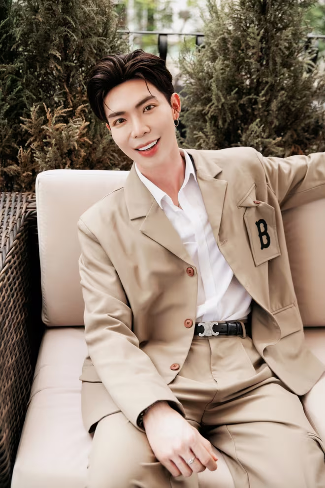 Ca sĩ Erik bảnh bao tại sự kiện Ca sĩ Erik bảnh bao tại sự kiện