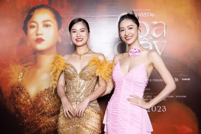 Á hậu Hà Thu chúc mừng đồng nghiệp. Cô cũng mới hoàn thành xong phần ghi hình cho cuộc thi Miss Earth Việt Nam 2023 trong vai trò là một mentor (huấn luyện viên) cho các thí sinh Á hậu Hà Thu chúc mừng đồng nghiệp. Cô cũng mới hoàn thành xong phần ghi hình cho cuộc thi Miss Earth Việt Nam 2023 trong vai trò là một mentor (huấn luyện viên) cho các thí sinh