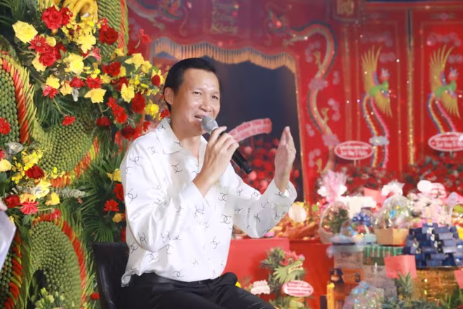 NSUT Vũ Thành Vinh chia sẻ về tác phẩm mới của mình NSUT Vũ Thành Vinh chia sẻ về tác phẩm mới của mình