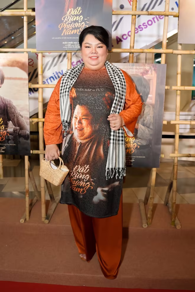 Diễn viên Tuyền Mập trong vai Tư Ù Diễn viên Tuyền Mập trong vai Tư Ù