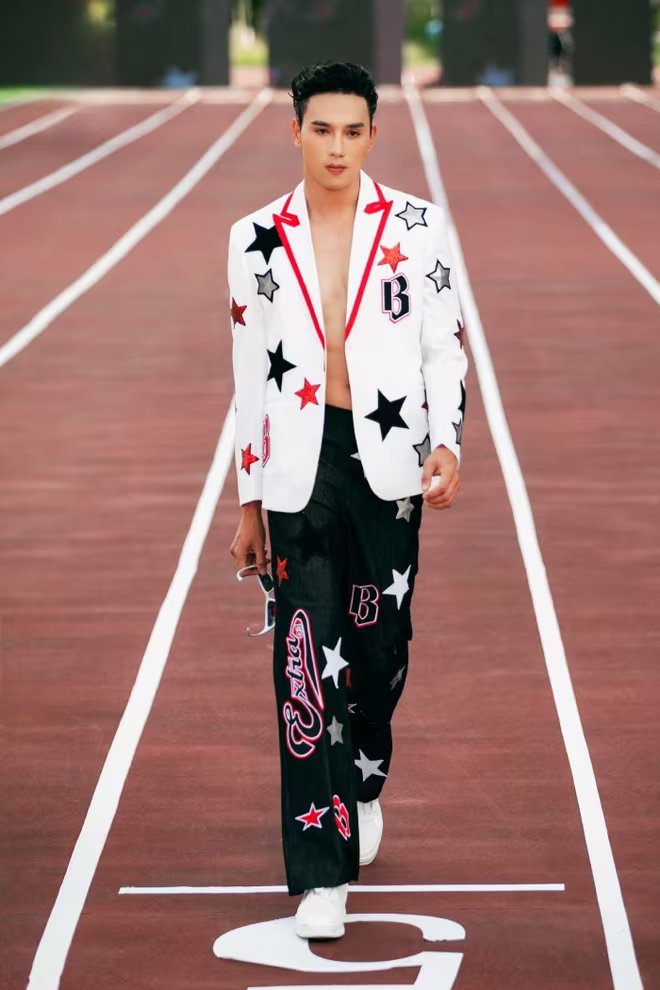 Diễn viên Thuận Nguyễn