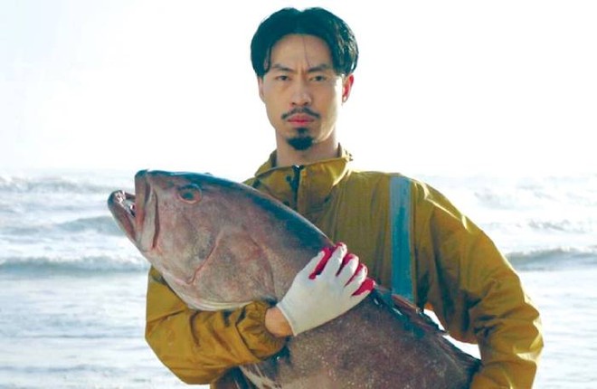 Đen trong MV &quot;Mang tiền về cho mẹ&quot;